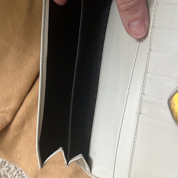 Gucci Wallet - Picture 14 of 16
